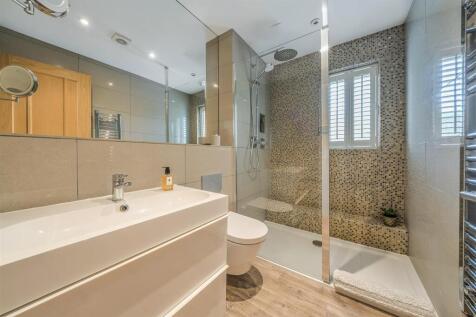 1302454-20-6846d881bd5c5.jpg