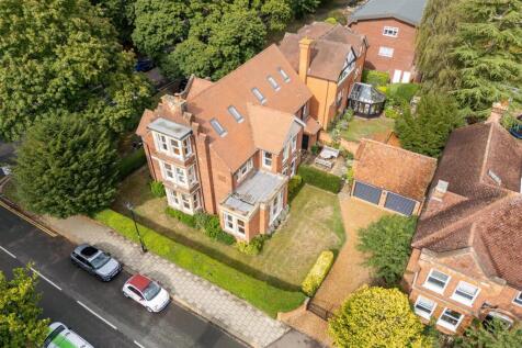 250801 - 26 Park Avenue, Bedford - 06.jpg