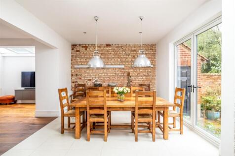 250801 - 26 Park Avenue, Bedford - 20.jpg