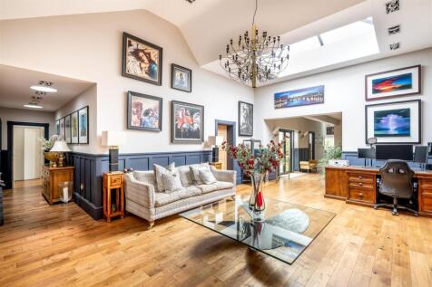 251023 - Silver Birches, Bolnhurst - 06.jpg