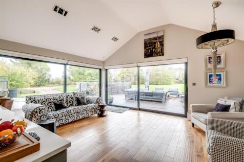 251023 - Silver Birches, Bolnhurst - 18.jpg