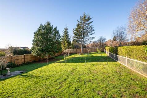 251130 - 36 Cleat Hill, Bedford - 12.jpg