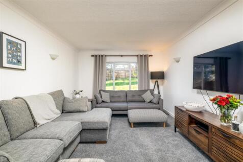 251130 - 36 Cleat Hill, Bedford - 18.jpg