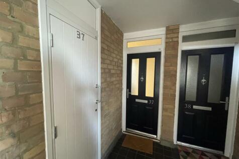 FRONT DOOR.jpg