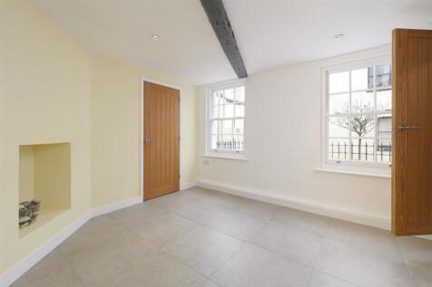 13_High_Street_018.jpg
