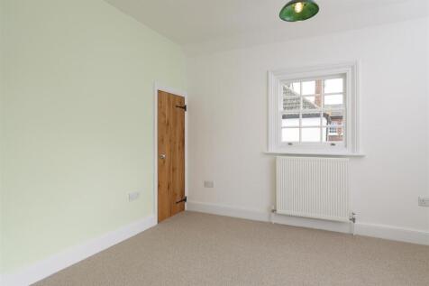 13_High_Street_027.jpg