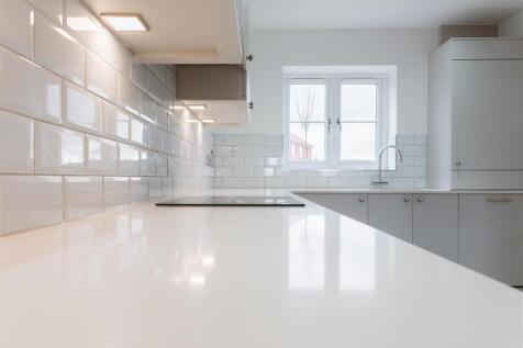 11CourtMarshRoad-6-min.jpg