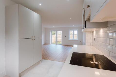 11CourtMarshRoad-15-min.jpg