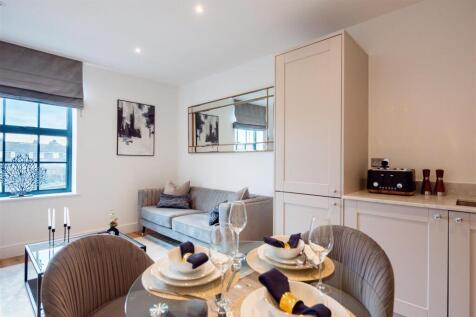 ThePotter&#39;sBuilding-Flat8-28-min.jpg