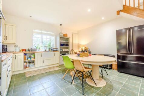 8508160-interior15-800.jpg