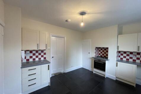 kitchen 1.jpg