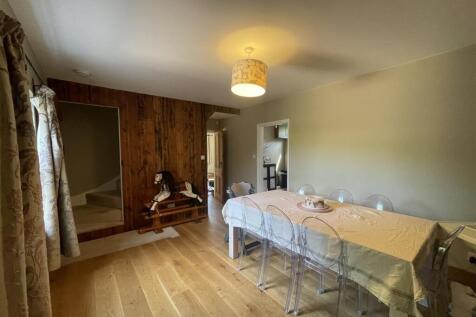 Dining Room 1.jpg
