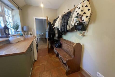 utility room.jpg