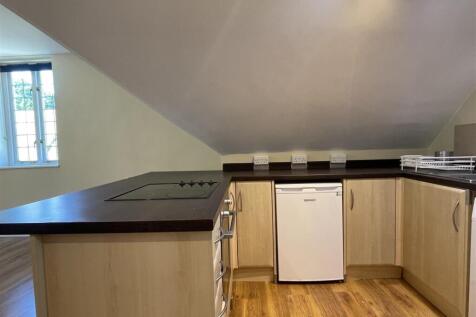 kitchen 2.jpg