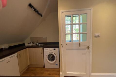 kitchen 3.jpg