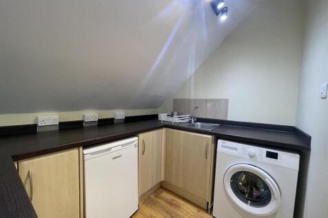 kitchen 4.jpg