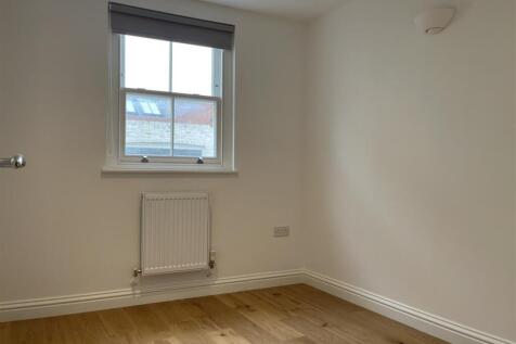 Bedroom 2.jpg