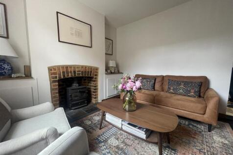 living room 1.jpg