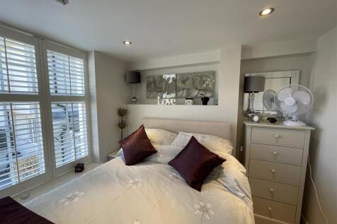 Bedroom 2.jpg