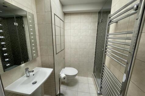 Shower room.jpg