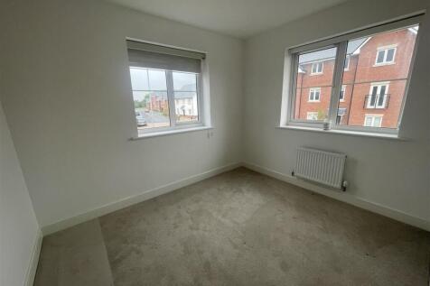 bedroom 3.jpg