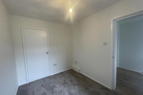 Bedroom 4 or office
