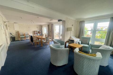 Residents lounge.jpg