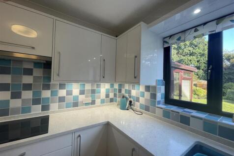 kitchen 3.jpg