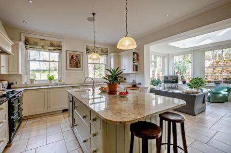 8639209-interior48-800.jpg