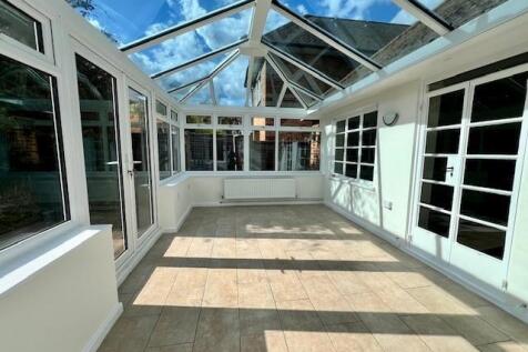 Conservatory x 4.jpg