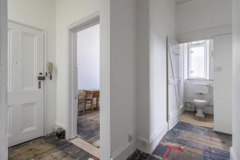 59 New Dover Rd-11 Hall to Kitchen.jpg