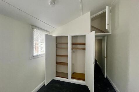 BEDROOM STORAGE.jpg