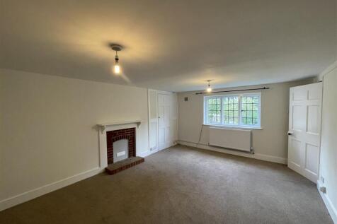 Living rm.jpg