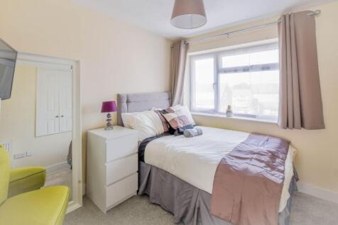 BEDROOM SIX