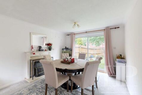 Family Room / Dining Room