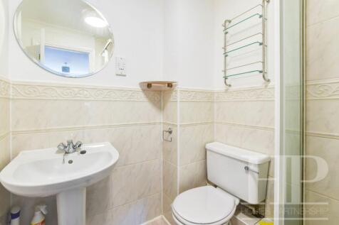 Ensuite Shower Room
