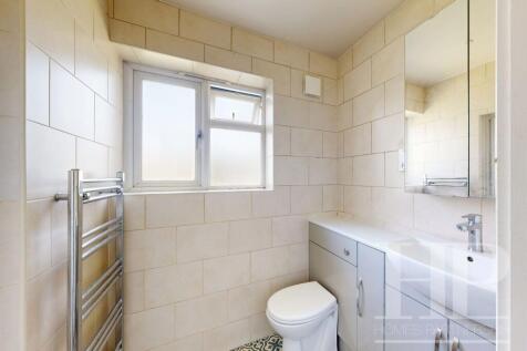 Ensuite shower room