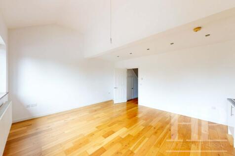Lounge/dining room/kitchen