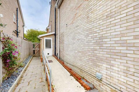 Annexe Entrance