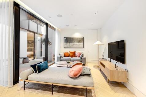 Flat 6, 8 Park Cr...