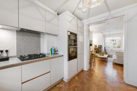 12A Upper Montagu...