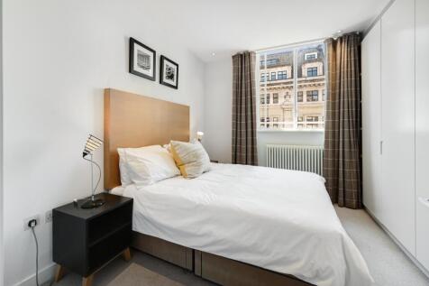 Flat 8, 324 Regen...