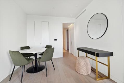 Apartment 10.5 Ma...