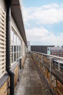Apartment 5, 14 M...