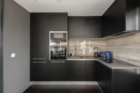 Apartment 5, 14 M...