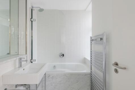 Apartment 5, 14 M...