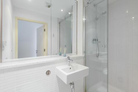 Apartment 5, 14 M...