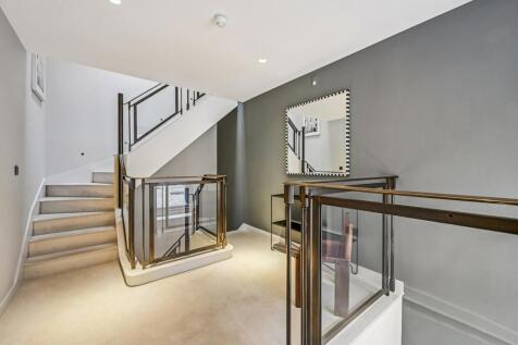Mews House 2, 7 C...