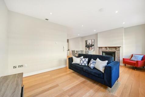 2, 59a Great Port...