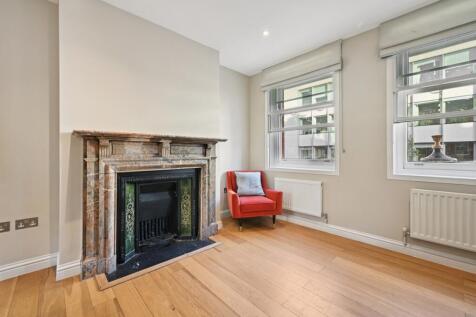 2, 59a Great Port...